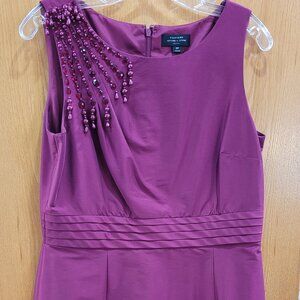 Tahari Magenta Knee Length Cocktail Dress w/Beaded Shoulder Size 8 Petite NWT